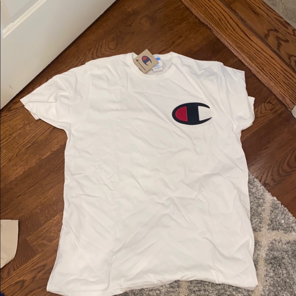 Men’s white Champion Tee Shirt size XXL